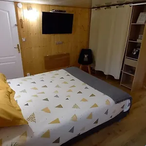 Bed & Breakfast Chambre D'hote Chez Nathalie & Roland, Massiac